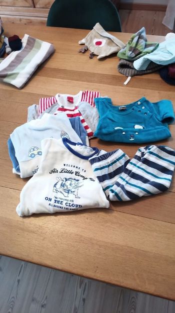 Lot vêtements 6 mois
