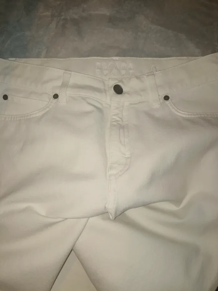 Jean blanc slim Escada taille 38 - photo numéro 7
