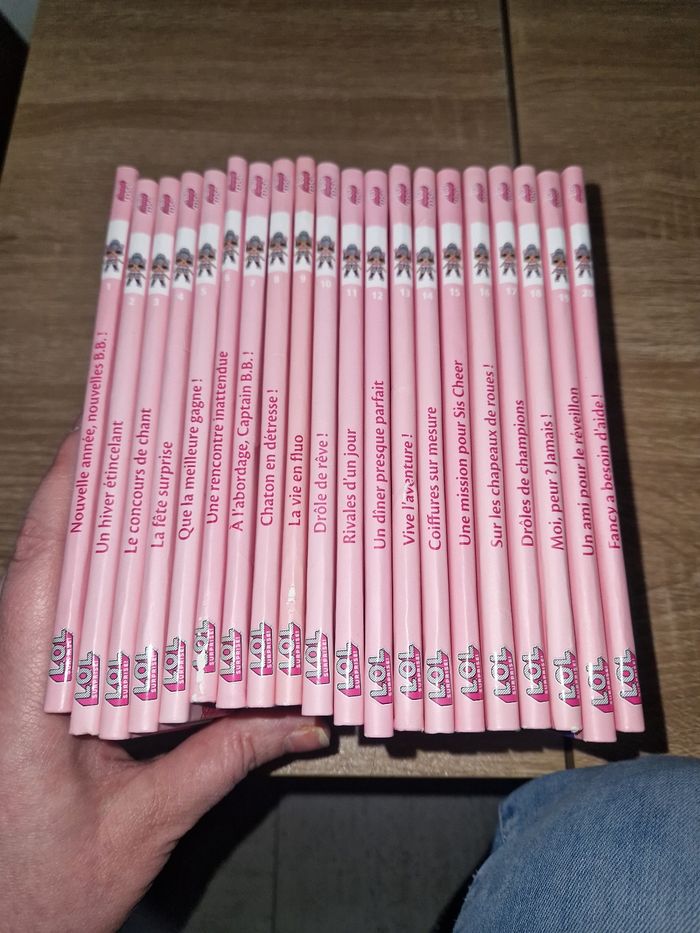 Livres lol surprise - photo numéro 3