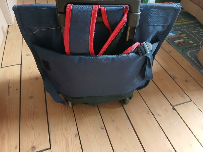 Cartable a roulette one piece - photo numéro 3