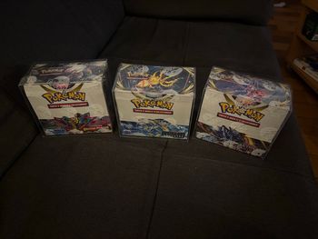 Lot display eb10 eb11 eb12