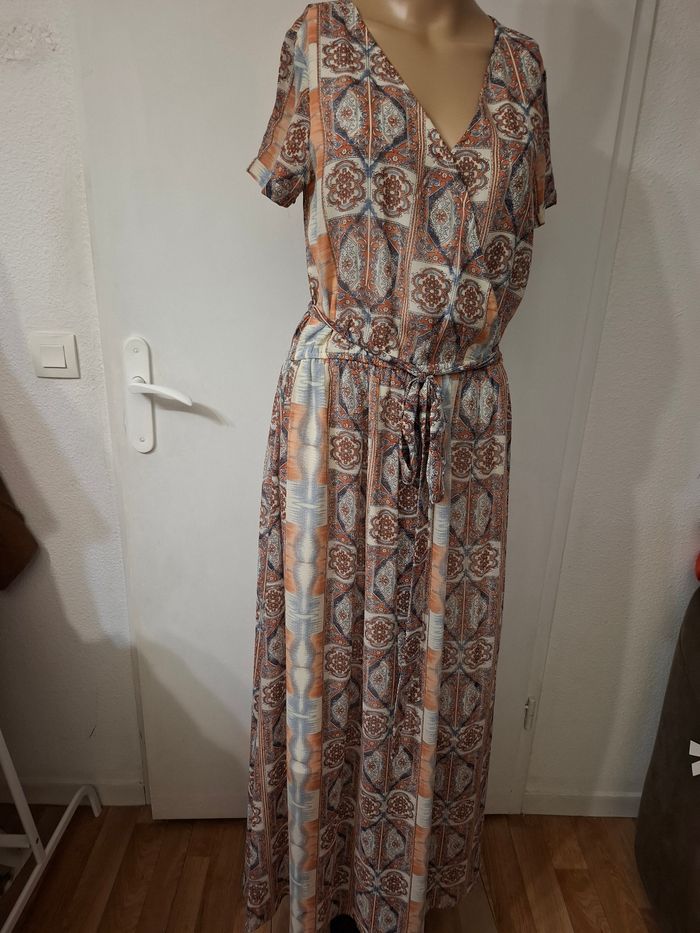 Robe Longue le temps des cerises taille 36/38 mesure dans l'annonce - photo numéro 2