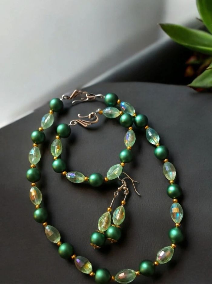 Parrurre boucles d'oreilles avec collier et bracelet vert - photo numéro 2