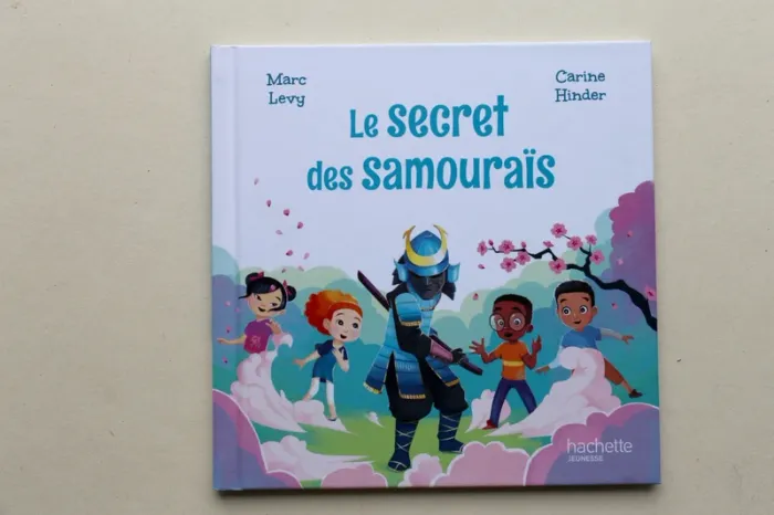 Livre jeunesse "Le secret des samouraïs" collection "Le club des aventuriers de l'histoire" - photo numéro 2