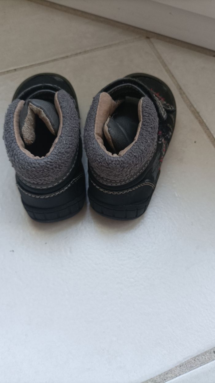 Chaussure montante bébé garçon - pointure 22 - photo numéro 2
