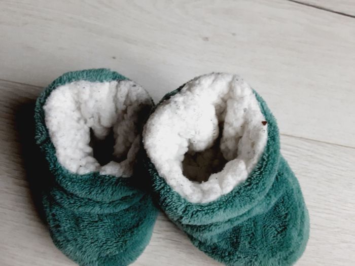 Chaussures chaussons molletonnés mixte garçon fille  antidérapants pointure 17 - photo numéro 2