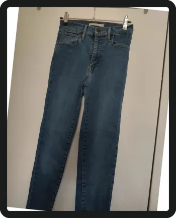 Jean levis