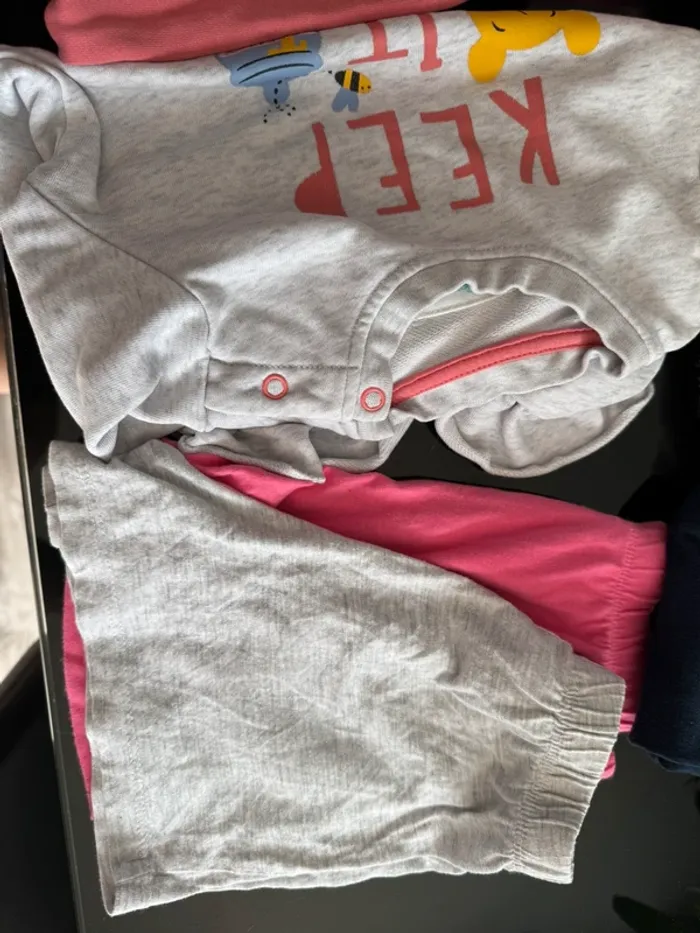 👚👖 lot 18 vêtements - bébé fille - 18-24 mois- toutes marques - 18-24 mois - bon état très bon état - photo numéro 6