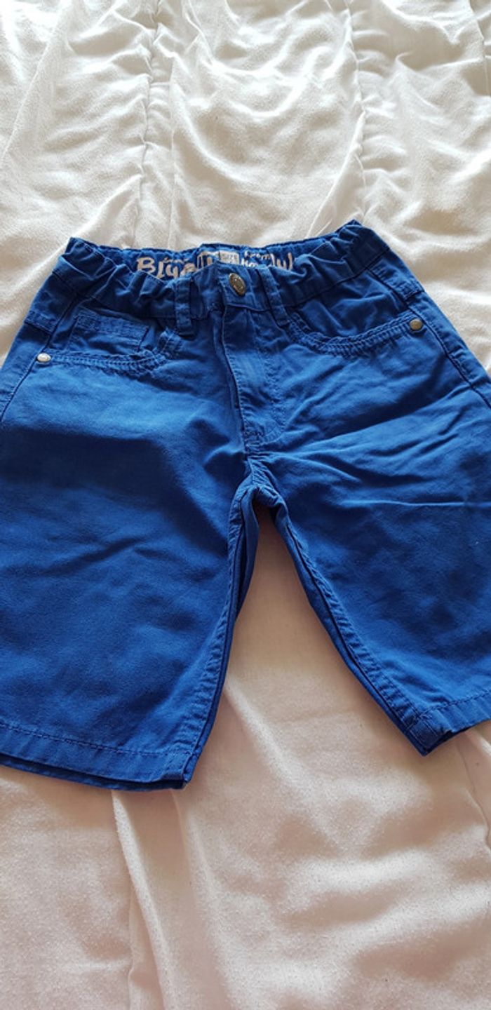 Short garçon bleu électrique