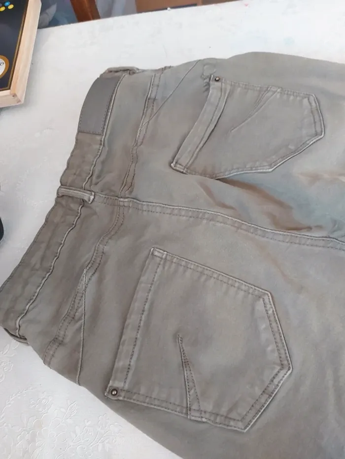 Jean femme taille 40 - photo numéro 5