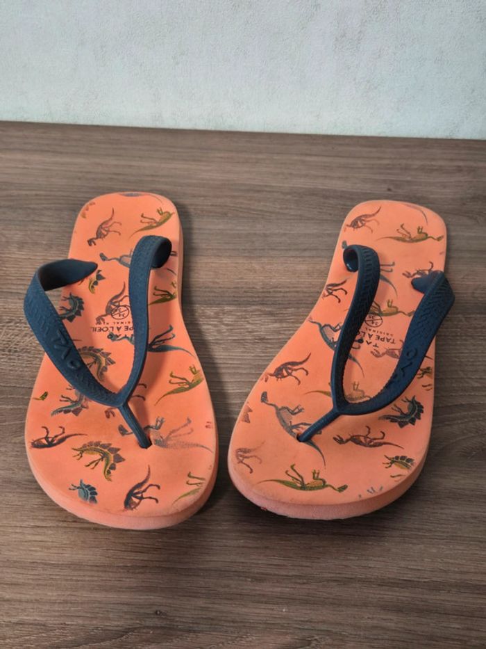 Tongs orange dinosaures Tape à l œil pointure 34 / 35 - photo numéro 5