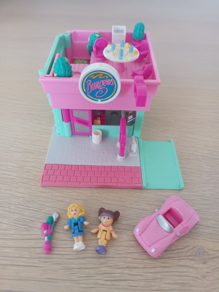 Polly Pocket Burger Drive In