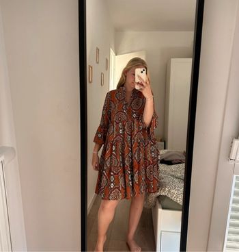 Robe manches mi longues