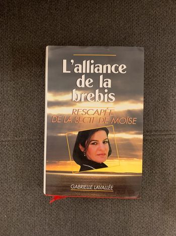 Livre l’alliance de la brebis : rescapée de la secte de Moïse