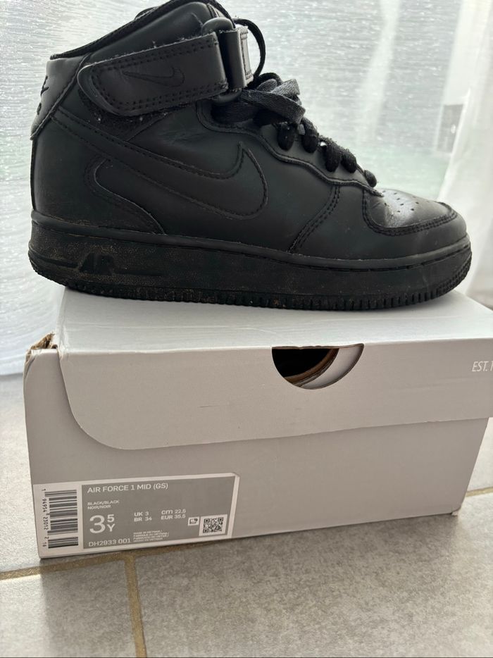 Nike - air force 1 mid noir T35,5 - photo numéro 2