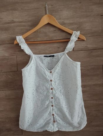 Top blouse boutonné Kiabi brodé blanc TM