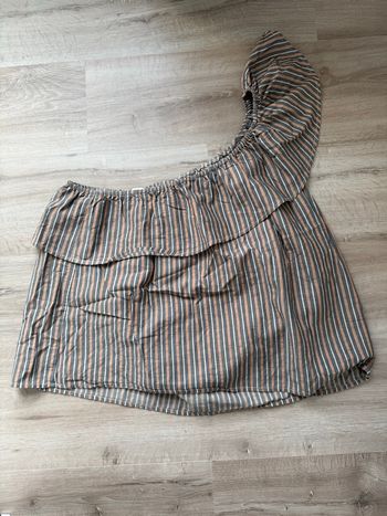 Haut épaules dénudées 