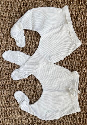 2 pantalons pieds Zara