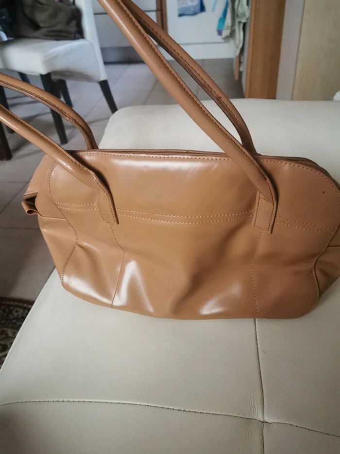 Sac à main verni Esprit camel sympa multipoches - photo numéro 8