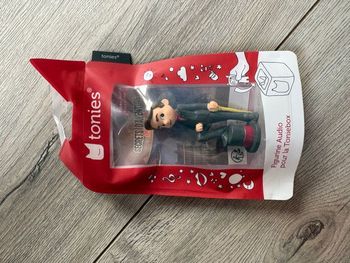 Lot tonies 