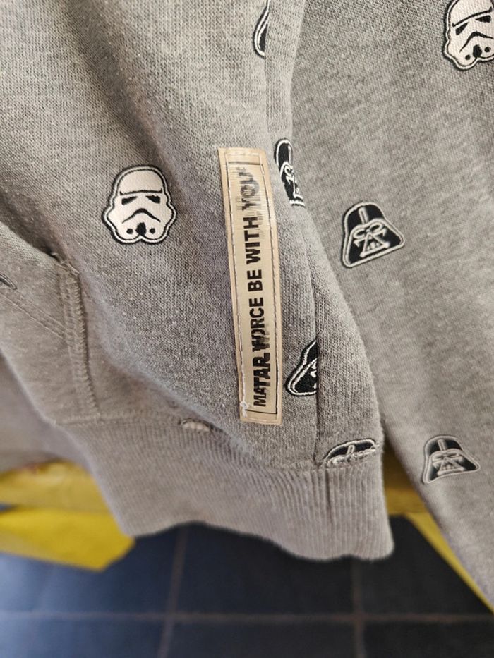 Pull à capuche Star Wars Celio* taille S - photo numéro 4
