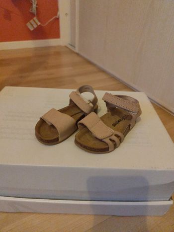 Sandales
