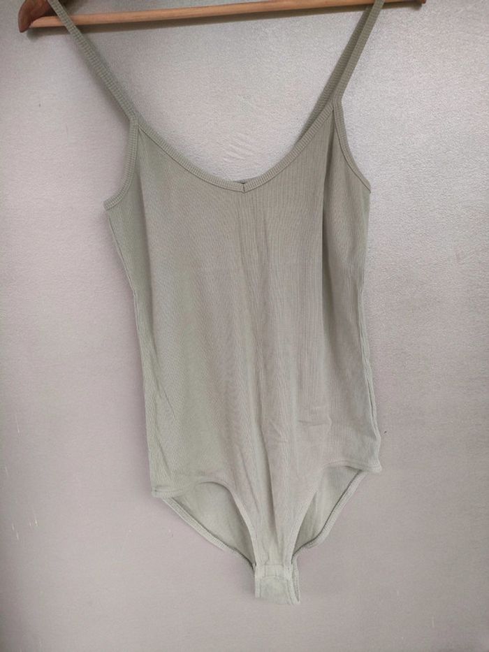 Body kaki - photo numéro 5