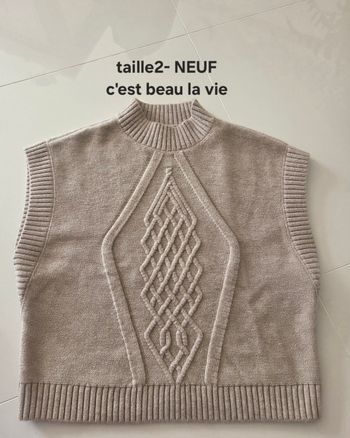 Pull neuf sans manches beige femme 40/42