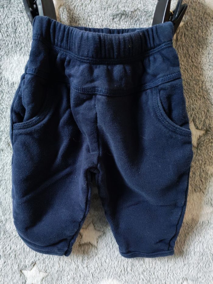 Lot pantalon 6 mois - photo numéro 3
