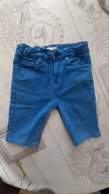 Short bleu moyen