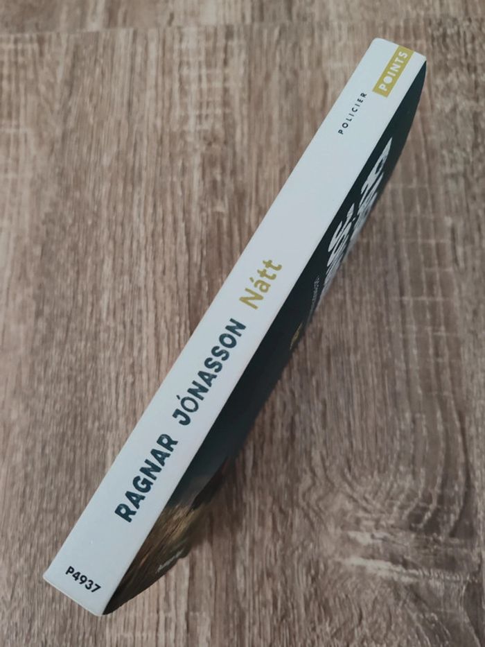 Ragnar Jónasson ⭐ Nátt - photo numéro 3