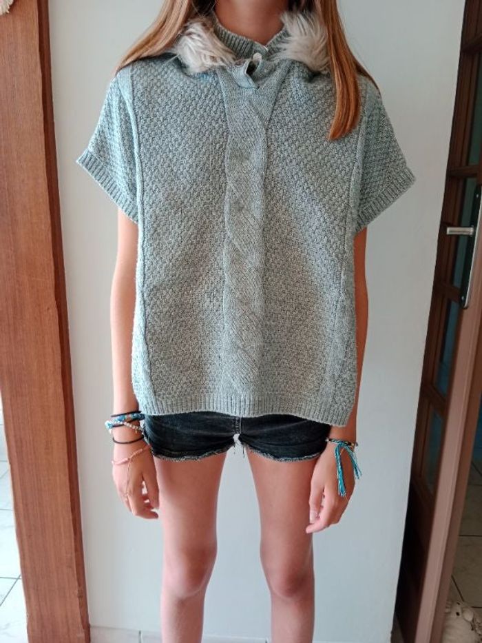 Poncho gris