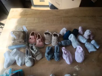 Chaussure et chaussettes 0/3 mois