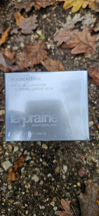 La prairie Platinum Rare Haute-Rejuvenation cream yeux