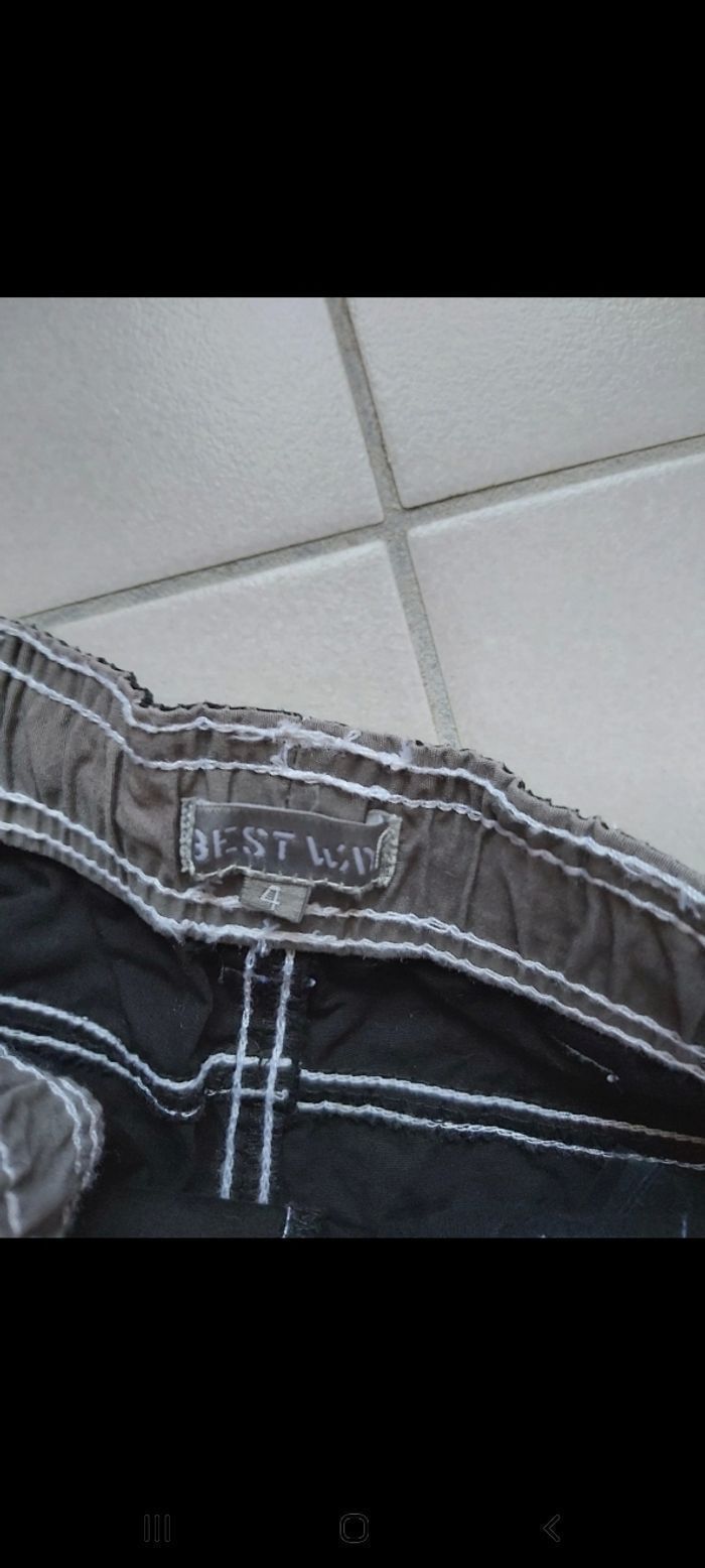 Pantalon/Pantacourt 4 ans - photo numéro 3