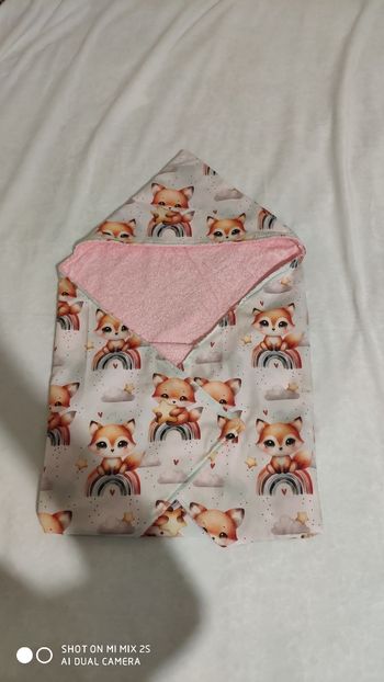 Cape de bain bébé neuf