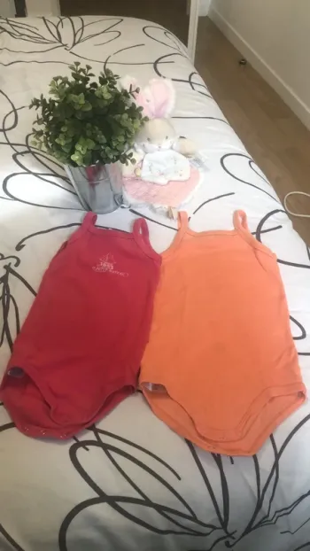 2 bodies fines bretelles