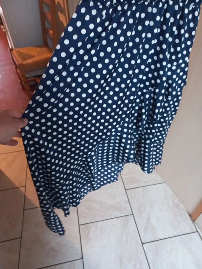 Robe bleue marine - photo numéro 4