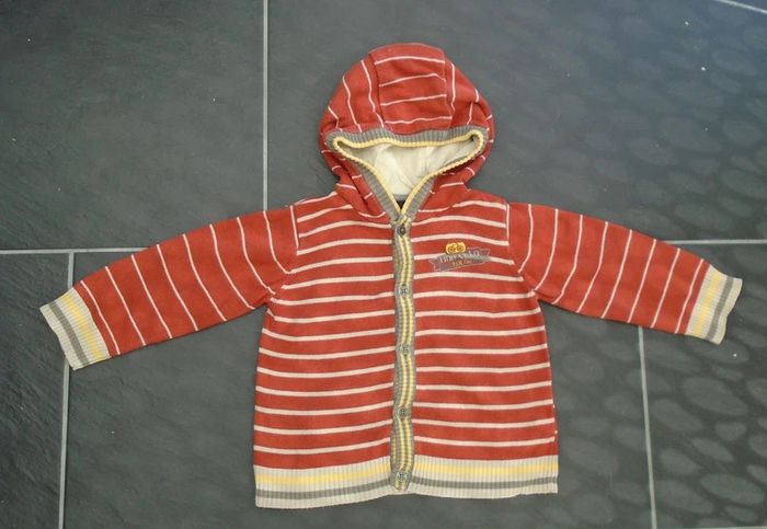 Joli gilet à capuche garçon 18 mois Sergent Major