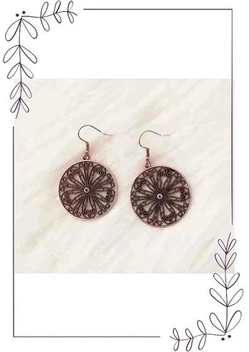 Boucles d'oreilles pendantes cercle ajouré filigrane style vintage antique bohème