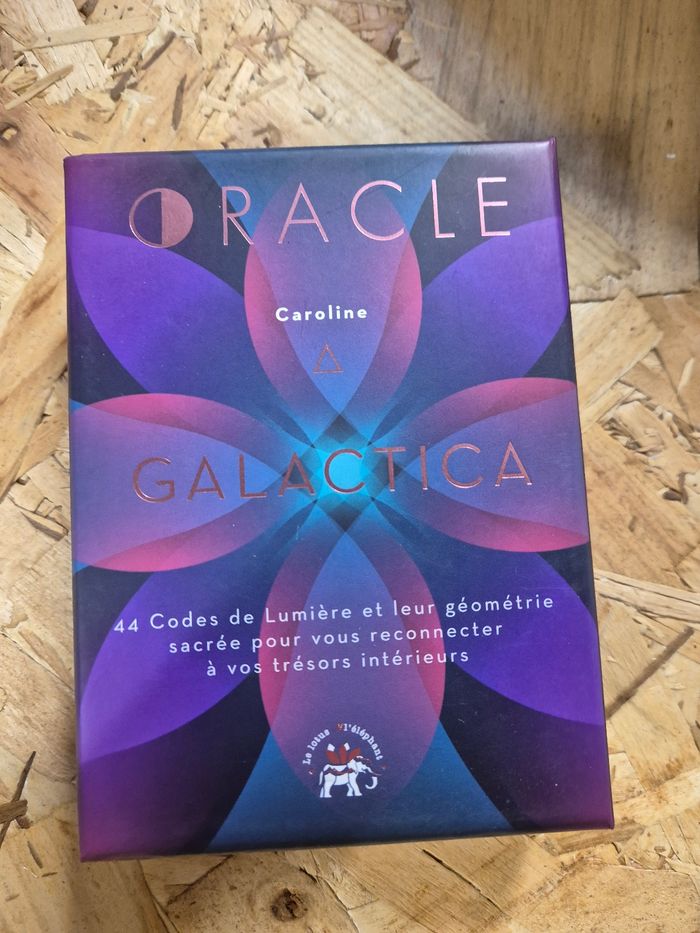 Carte oracle galactica comme neuf