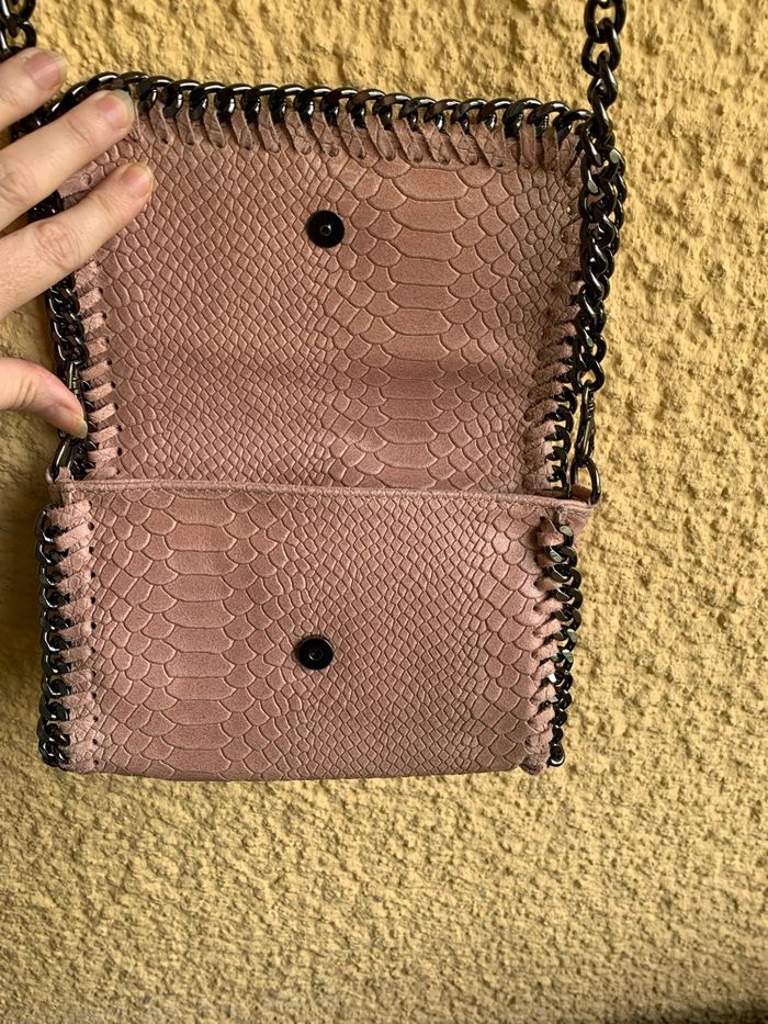 Petit sac en cuir italien avec finition effet python - photo numéro 8