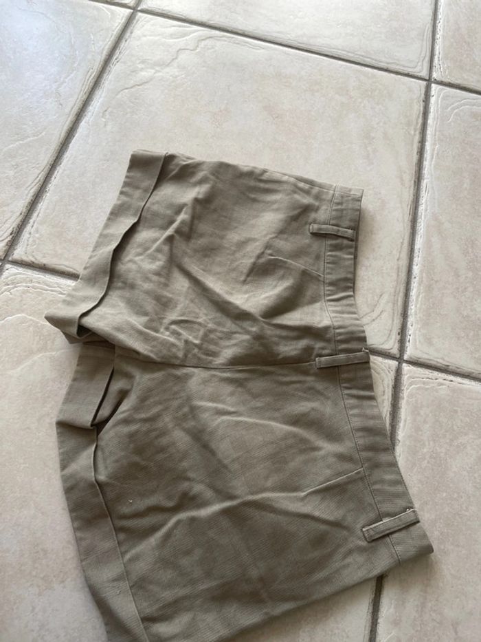 Short Jennyfer 38 - photo numéro 3