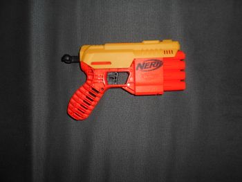 Pistolet Alpha Strike (Nerf)