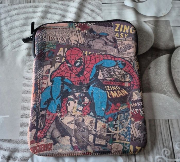 Housse pour tablette Spiderman - photo numéro 2