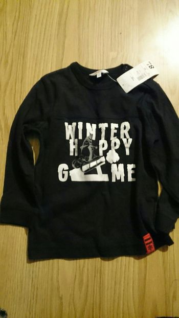 Tshirt 4 ans neuf kiabi