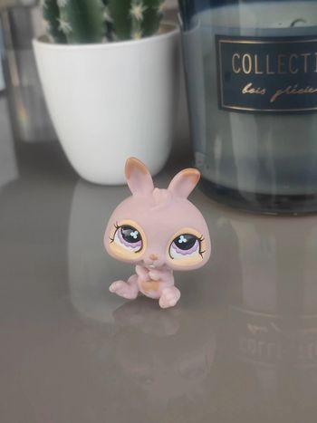 Littlest Pet Shop light mauve rabbit bunny #667