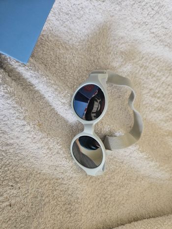 Lunette de soleil bebe