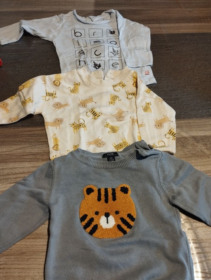 Lot de pulls 6 mois - photo numéro 5