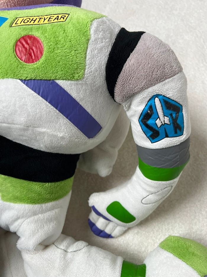 Peluche 70cm Buzz l’éclair 🚀 - photo numéro 5